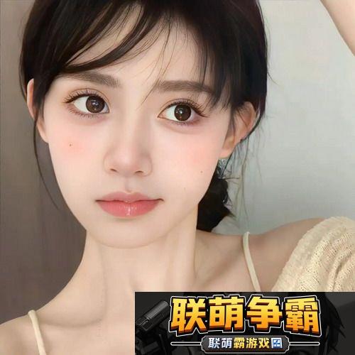 游泳馆里的两个教练孟月月教学有套路，网友|学游泳变成了快乐的修行！