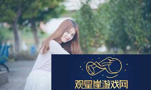 一面膜胸口一面吃下部位片段|护肤与进食同步进行-多任务处理的巧妙诠释